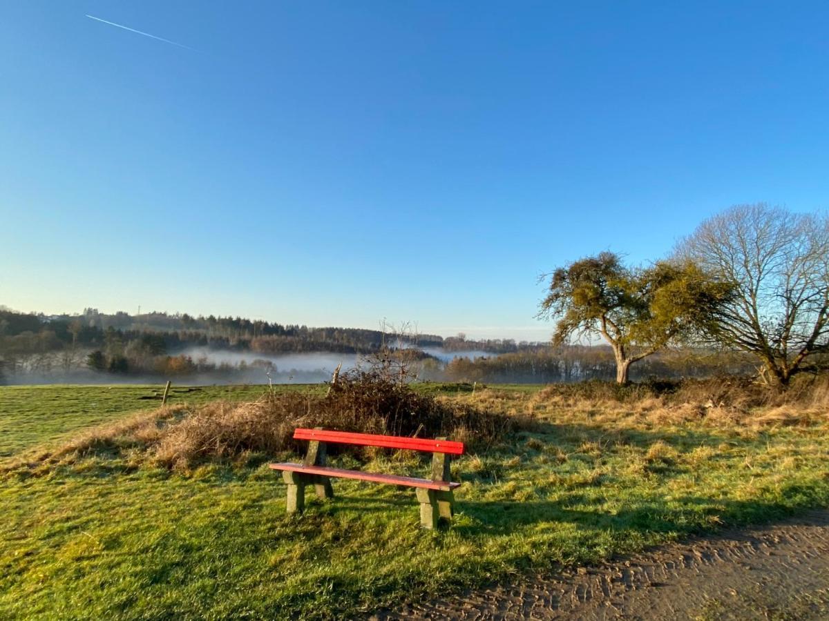 Haus Maria Isenburg - Naturpark Rhein-Westerwald Bagian luar foto